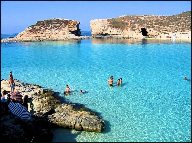 Seafront Apartment With Pool San Pawl il-Baħar Eksteriør billede